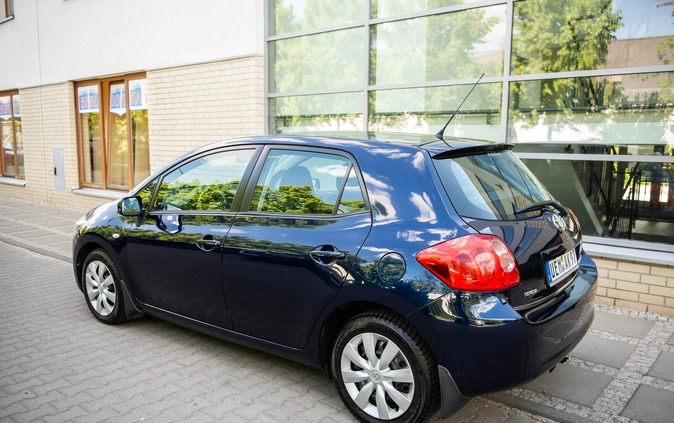 Toyota Auris cena 26900 przebieg: 162000, rok produkcji 2009 z Szczecin małe 781